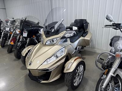 BOATZON | 2017 CanAm SPYDER RT LIMITED