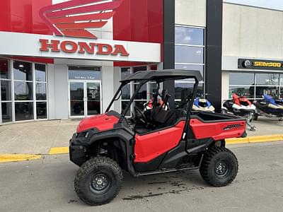 BOATZON | 2018 Honda PIONEER 1000 EPS  Red