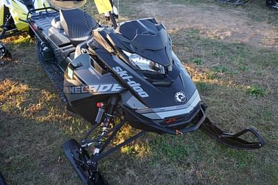 BOATZON | 2018 SkiDoo SM RENEGADE XRS 850 ETECE QAS BBB 18