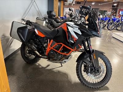 BOATZON | 2020 KTM 1290 Super Adventure R