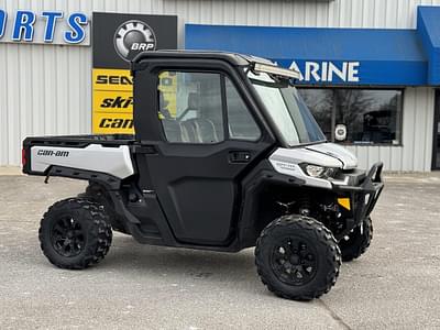 BOATZON | 2021 CanAm DEFENDER LIMITED CAB