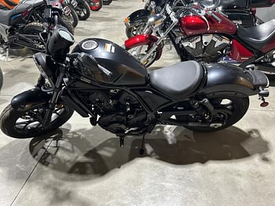 BOATZON | 2022 Honda REBEL 1100 DCT  Metallic Black