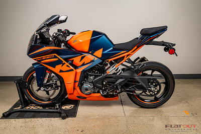 BOATZON | 2022 KTM RC 390 ABS