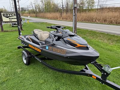 BOATZON | 2022 SeaDoo GTX 170 With iBR iDF and Audio BOATZON | 2022 SeaDoo GTX 170 With iBR iDF and Audio