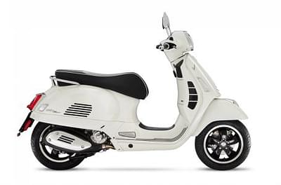 BOATZON | 2022 Vespa GTS 300 HPE