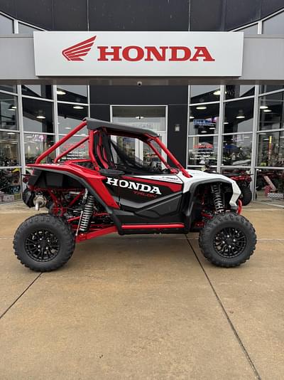 BOATZON | 2023 Honda TALON R LIVE VALVE