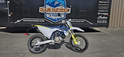 BOATZON | 2023 Husqvarna Motorcycles Enduro 701