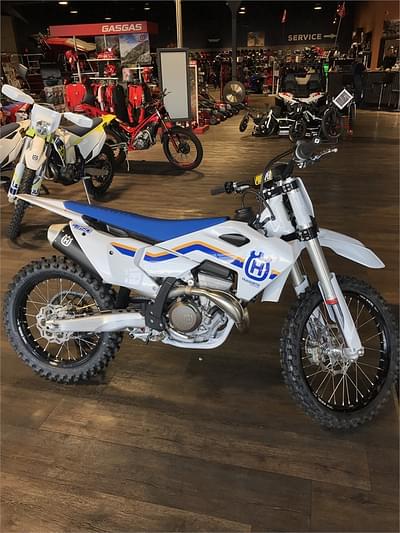 BOATZON | 2023 Husqvarna Motorcycles FC 350