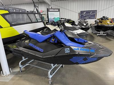 BOATZON | 2023 SeaDoo SPARK TRIXX 3
