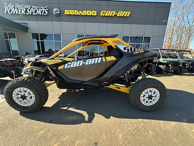 BOATZON | 2024 CanAm Maverick R X RS With SmartShox Black  Yellow