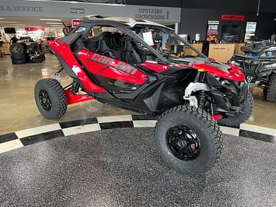 BOATZON | 2024 CanAm SSV MAV R X 77 996NT RD 24  DEMO