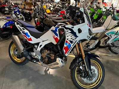 BOATZON | 2024 Honda Africa Twin Adventure Sports ES DCT