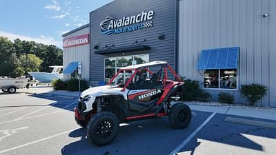 BOATZON | 2024 Honda TALON1000X FOX LIVE VALVE SXS10S2XDR