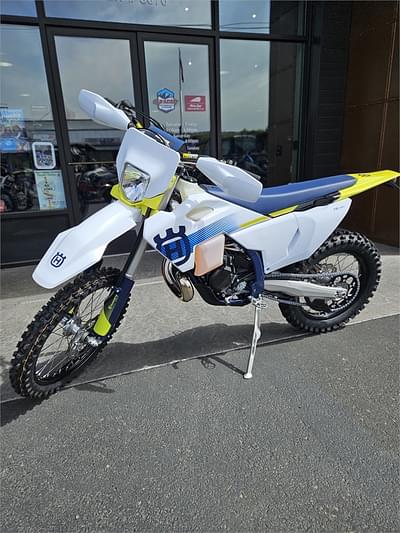 BOATZON | 2024 Husqvarna Motorcycles TE 150