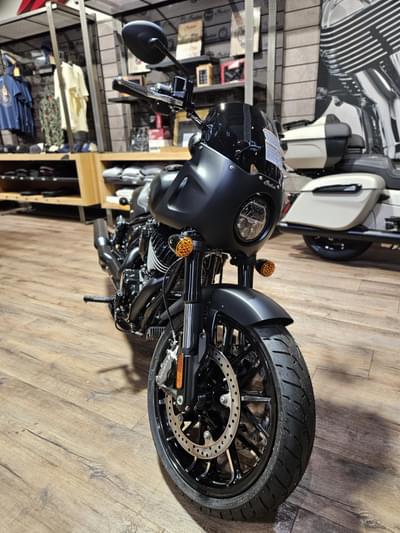 BOATZON | 2024 Indian Motorcycle SPORT CHIEF BLACK SMOKE 49ST Base BOATZON | 2024 Indian Motorcycle SPORT CHIEF BLACK SMOKE 49ST Base