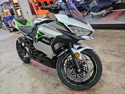 BOATZON | 2024 Kawasaki Ninja e1 ABS