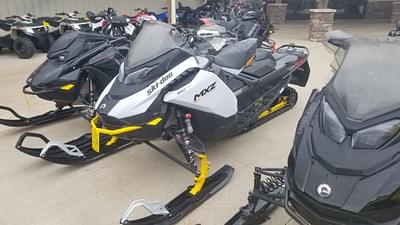 BOATZON | 2024 SkiDoo MXZ BLZ 850 137 12IR