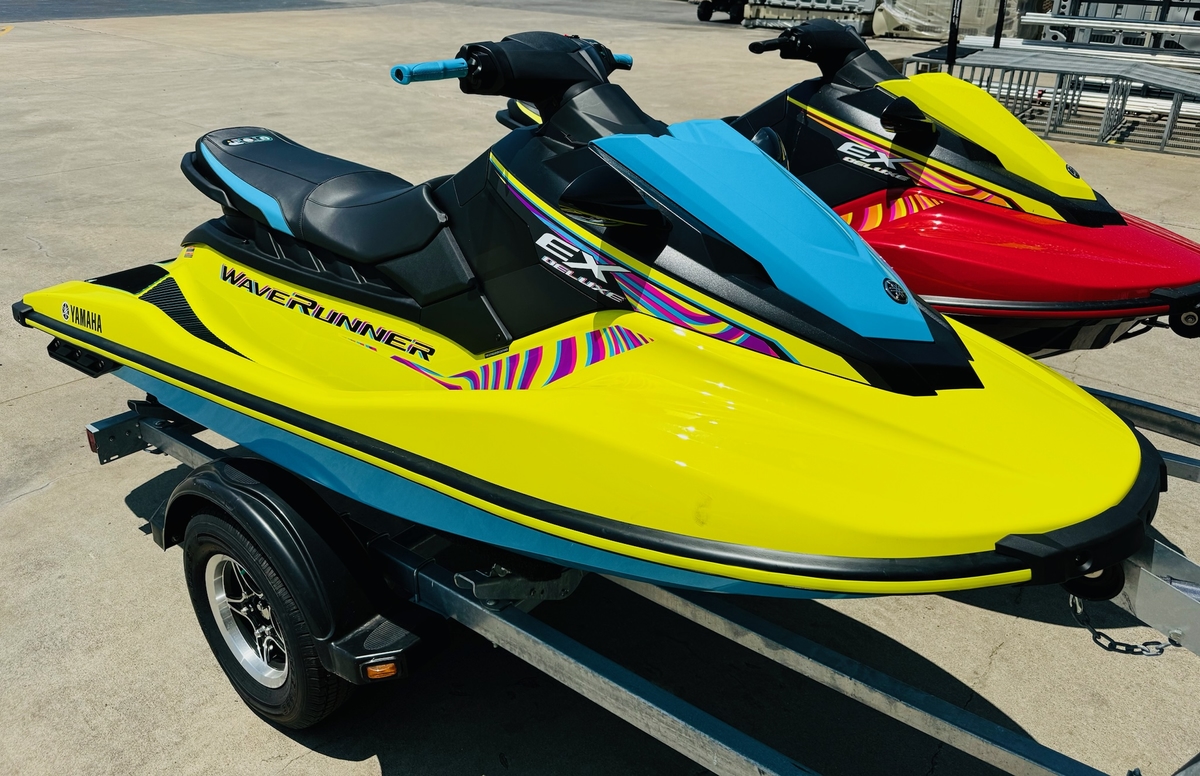 2024 Yamaha Yamaha EX Deluxe 2024 - Sold Boat