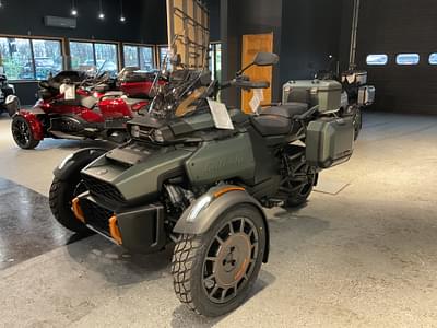 BOATZON | 2025 CanAm CANYON RED ROCK