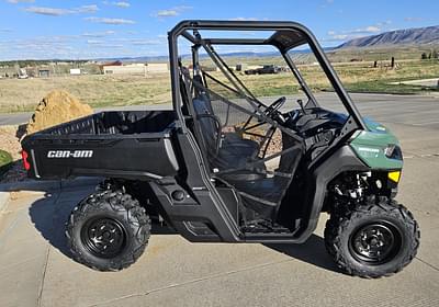 BOATZON | 2025 CanAm Defender HD7 Base