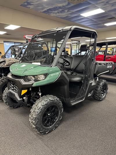 BOATZON | 2025 CanAm Defender HD7