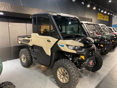 BOATZON | 2025 CanAm Defender limited