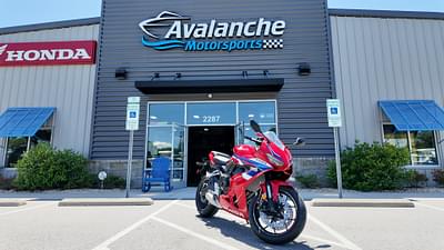 BOATZON | 2025 Honda CBR650R