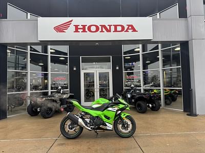 BOATZON | 2025 Kawasaki Ninja 500 KRT Edition