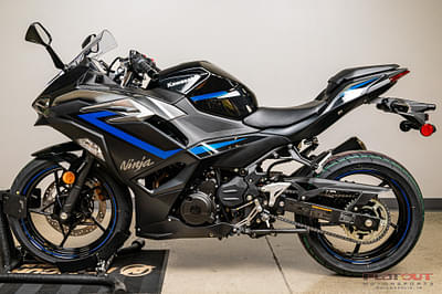 BOATZON | 2025 Kawasaki NINJA 500 SE ABS