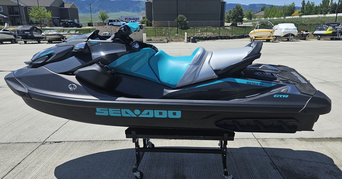 2025 Sea-Doo SeaDoo GTR 230 2025 - Sold Boat