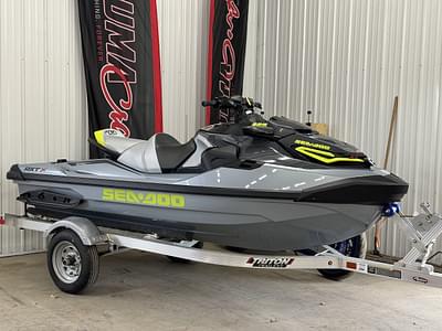 BOATZON | 2025 SeaDoo RXT X 325 AUD IBR