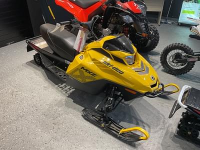 BOATZON | 2025 SkiDoo MXZ 200