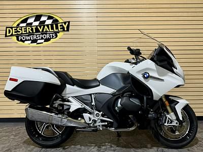 BOATZON | BMW R 1250 RT 719 Mineral White Metallic 2022