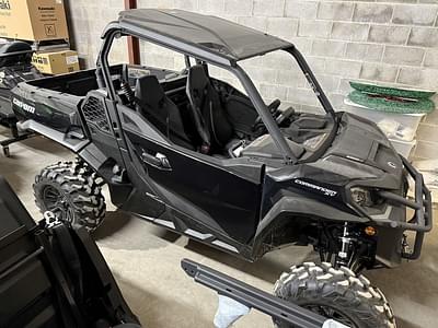 BOATZON | Can-Am® Commander XT 1000R 2025