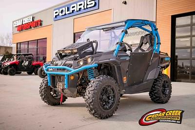 BOATZON | Can-Am® Commander XT 800R Carbon Black  Octane Blue 2019