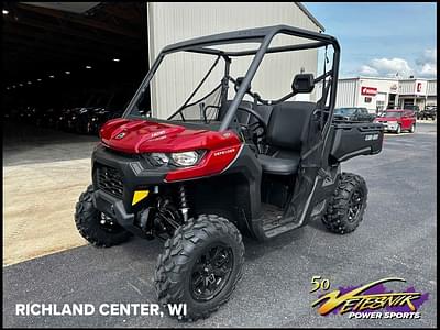 BOATZON | Can-Am® Defender DPS HD10 Fiery Red 2024 BOATZON | Can-Am® Defender DPS HD10 Fiery Red 2024
