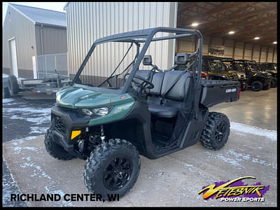 BOATZON | Can-Am® Defender DPS HD9 Compass Green 2025