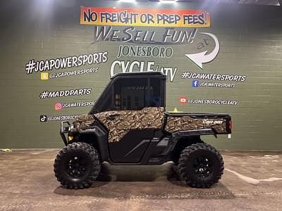 BOATZON | Can-Am® Defender Limited HD10 Mossy Oak BreakUp Country Camo 2022