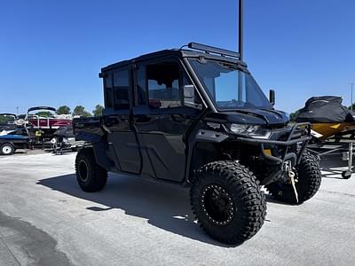 BOATZON | Can-Am® Defender MAX Lone Star Cab HD10 2024