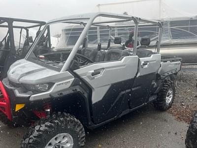 BOATZON | Can-Am® Defender MAX X mr with Half Doors HD10 2024