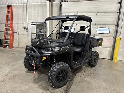 BOATZON | Can-Am® Defender XT HD10 2025