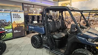 BOATZON | Can-Am® Defender XT HD9 2025