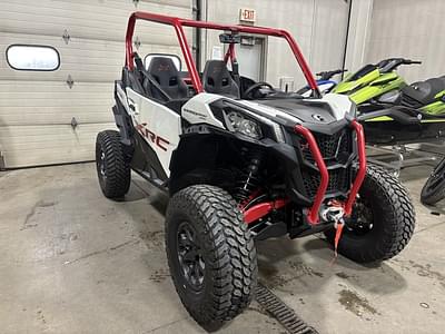 BOATZON | Can-Am® Maverick Sport X rc 1000R 2025