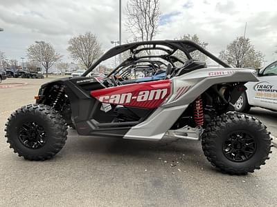 BOATZON | Can-Am® Maverick X3 DS Turbo RR Fiery Red  Hyper Silver 2025