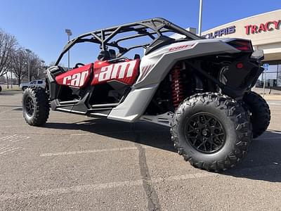 BOATZON | Can-Am® Maverick X3 MAX X ds Turbo RR Fiery Red  Hyper Silver 2025