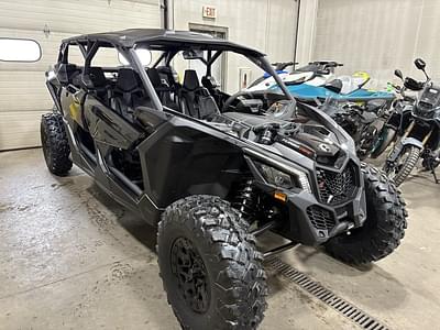 BOATZON | Can-Am® Maverick X3 Max X DS Turbo RR With SmartShox Triple Black 2025