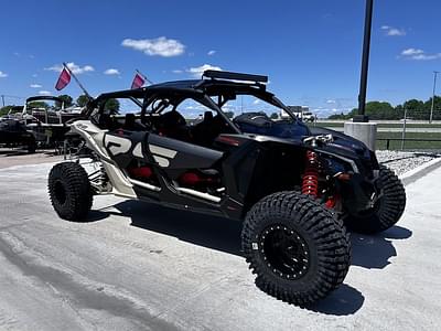 BOATZON | Can-Am® Maverick X3 MAX X rs Turbo RR With SmartShox Desert Tan  Carbon Black  C 2022