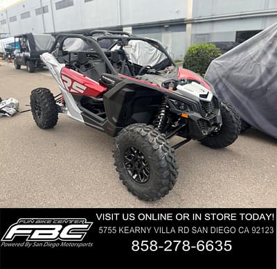 BOATZON | Can-Am® Maverick X3 RS Turbo Fiery Red  Hyper Silver 2024