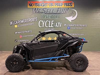 BOATZON | Can-Am® Maverick X3 X DS Turbo R 2017 BOATZON | Can-Am® Maverick X3 X DS Turbo R 2017