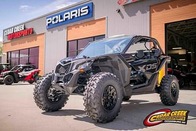 BOATZON | Can-Am® Maverick X3 X ds Turbo RR Triple Black 2025